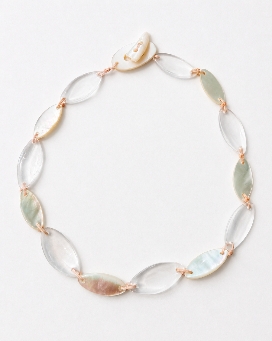 Wave Necklace in Rock Crystal and Tahitian Mother of Pearl